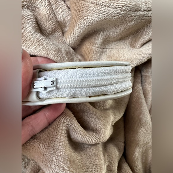 Vintage Gucci Micro GG Monogram Coin Pouch - Picture 6 of 9